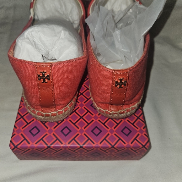 Tory Burch Espadrilles, 10.5, Red & Ivory - Picture 7 of 8